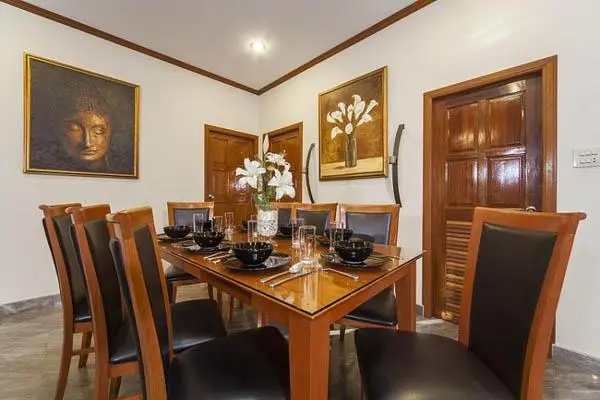 พื้นที่รับประทานอาหารใน บ้านโชคดี จอมเทียน