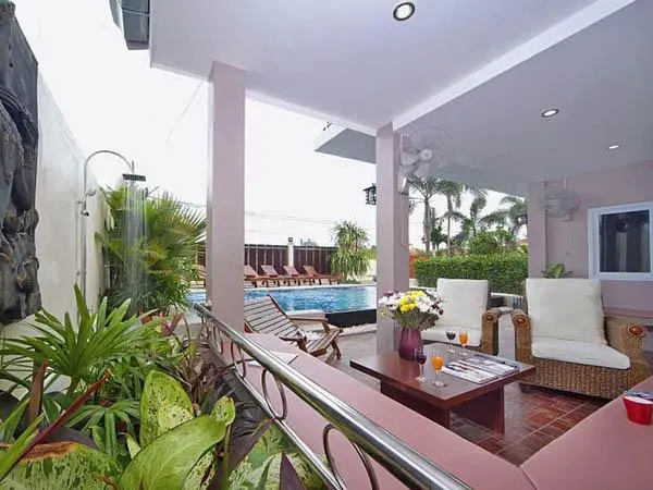 บรรยากาศนอกตัวบ้าน บ้านคาลิปโซ่