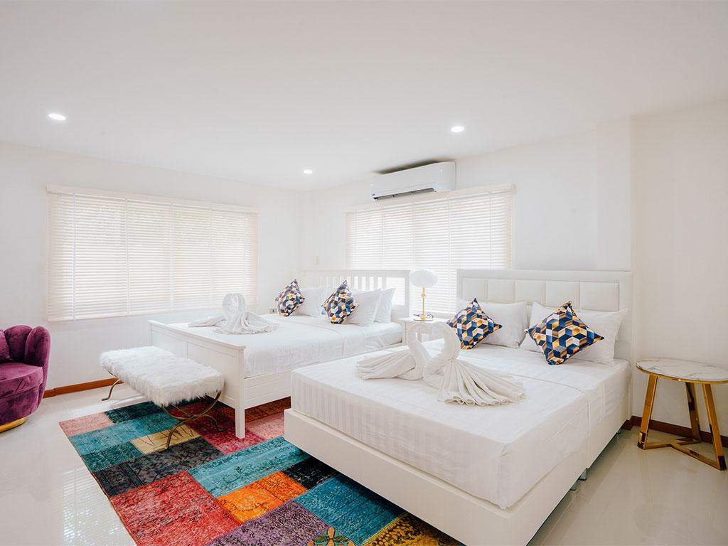 บรรยากาศห้องนอน ยัว บีช พูล วิลล่า