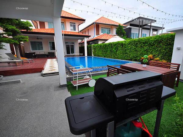 บรรยากาศนอกบ้าน จูบิลี่ พูล วิลล่า พัทยา