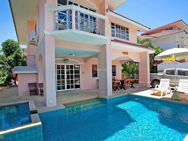 บ้านพักพัทยา บ้านไพลิน