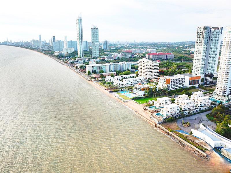 หาดนาจอมเทียน